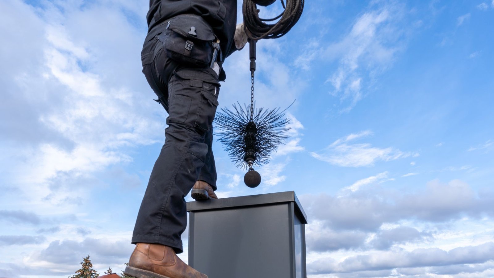 Chimney Sweep Crews Maintain Healthy Home Environments